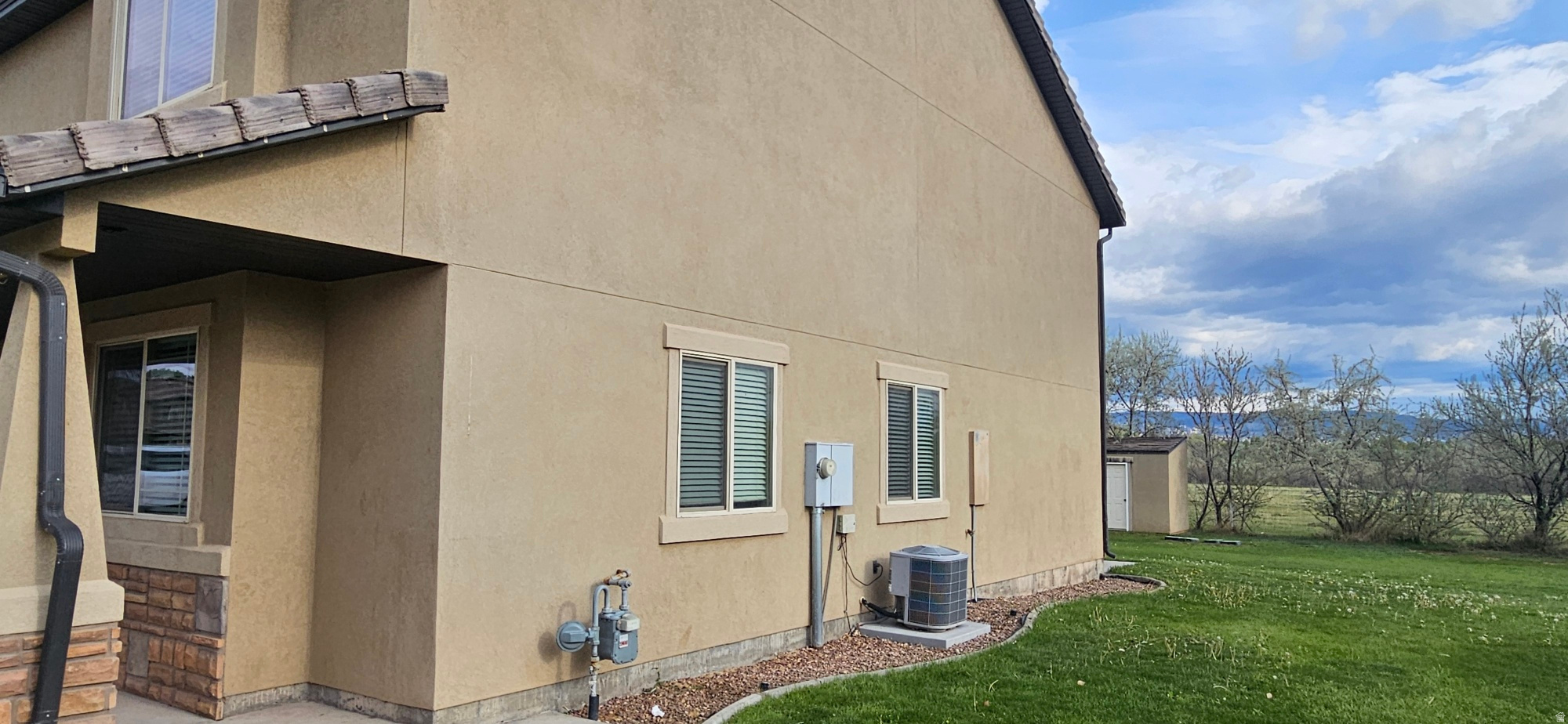 SPRING CREEK TOWN HOMES - Residential
