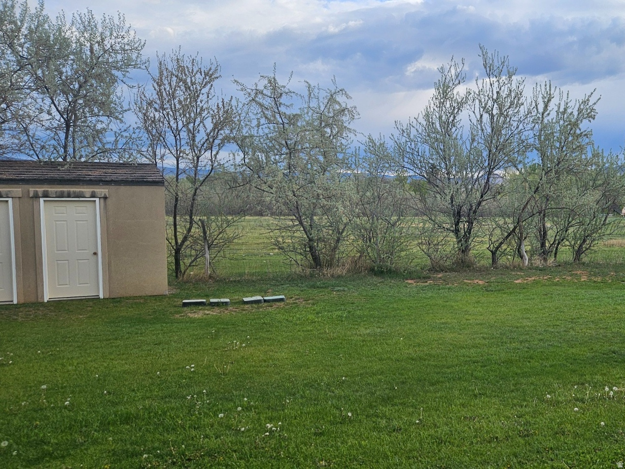SPRING CREEK TOWN HOMES - Residential