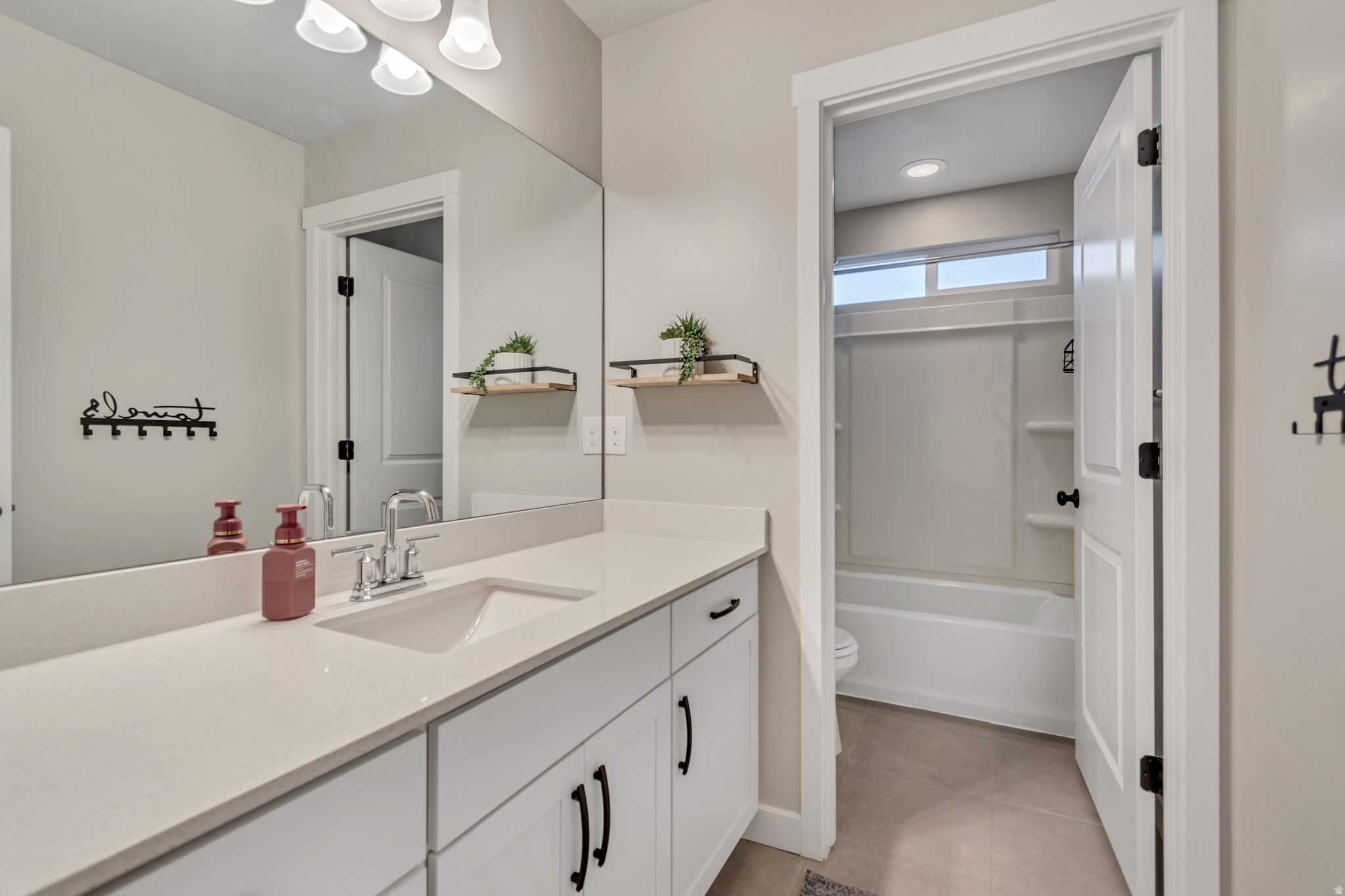 LEGACY FARMS - Residential