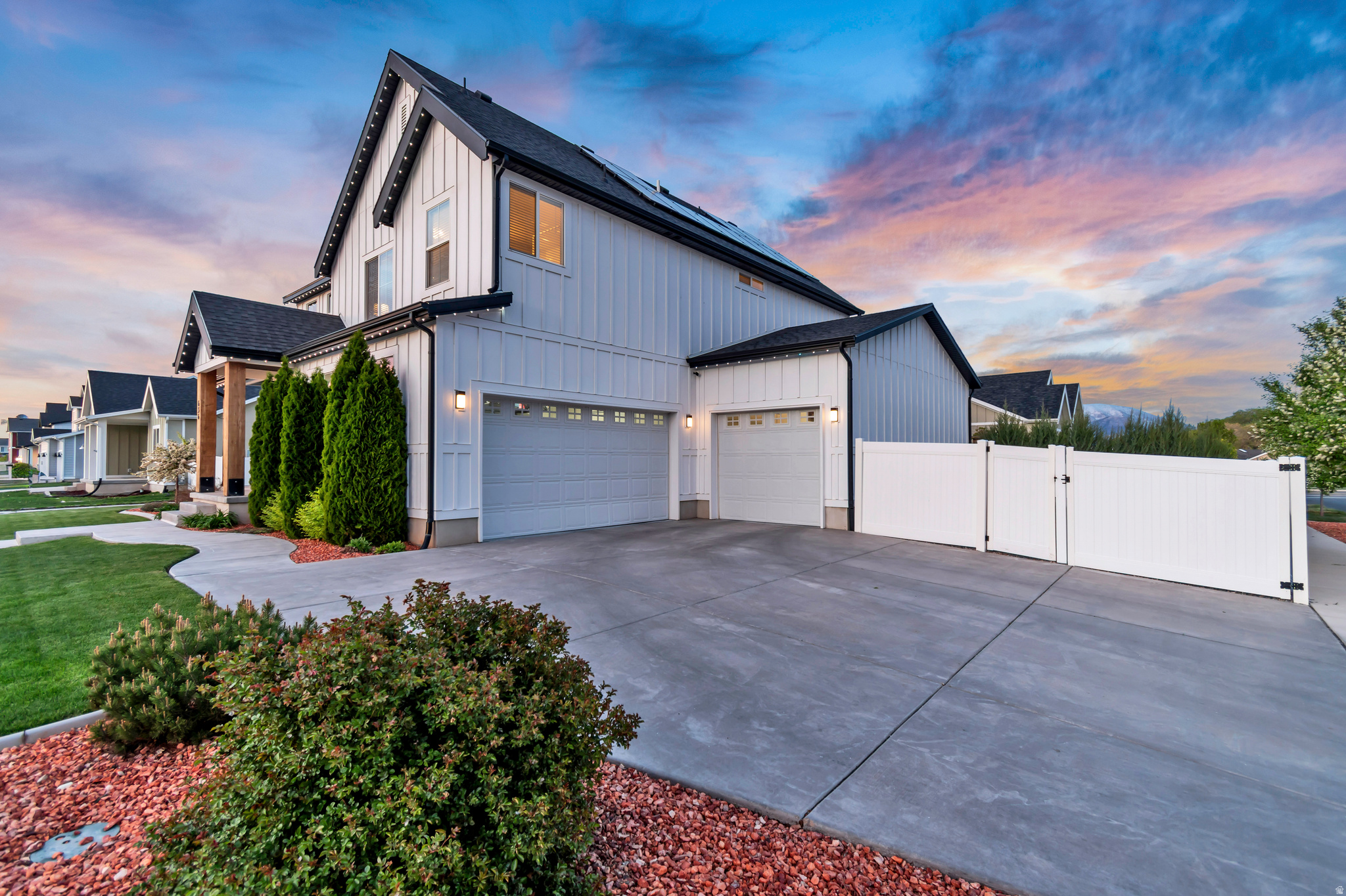 LEGACY FARMS - Residential