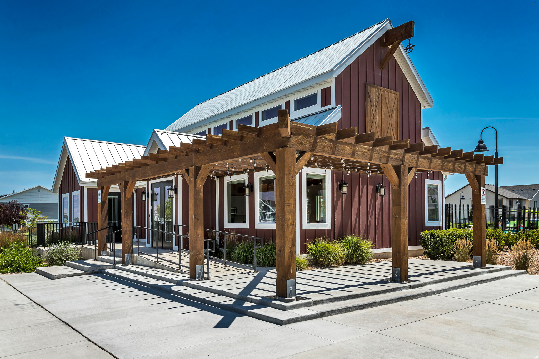 LEGACY FARMS - Residential