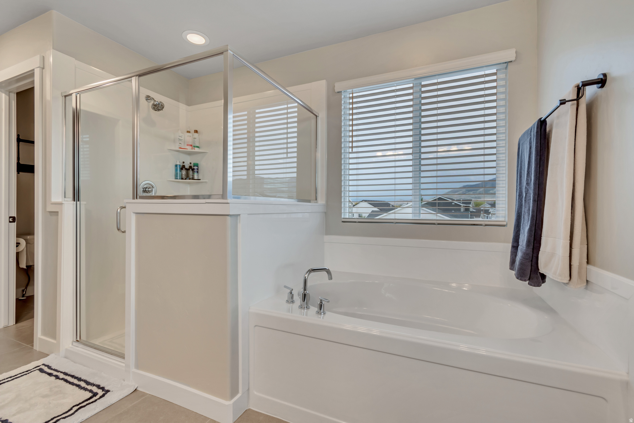 LEGACY FARMS - Residential