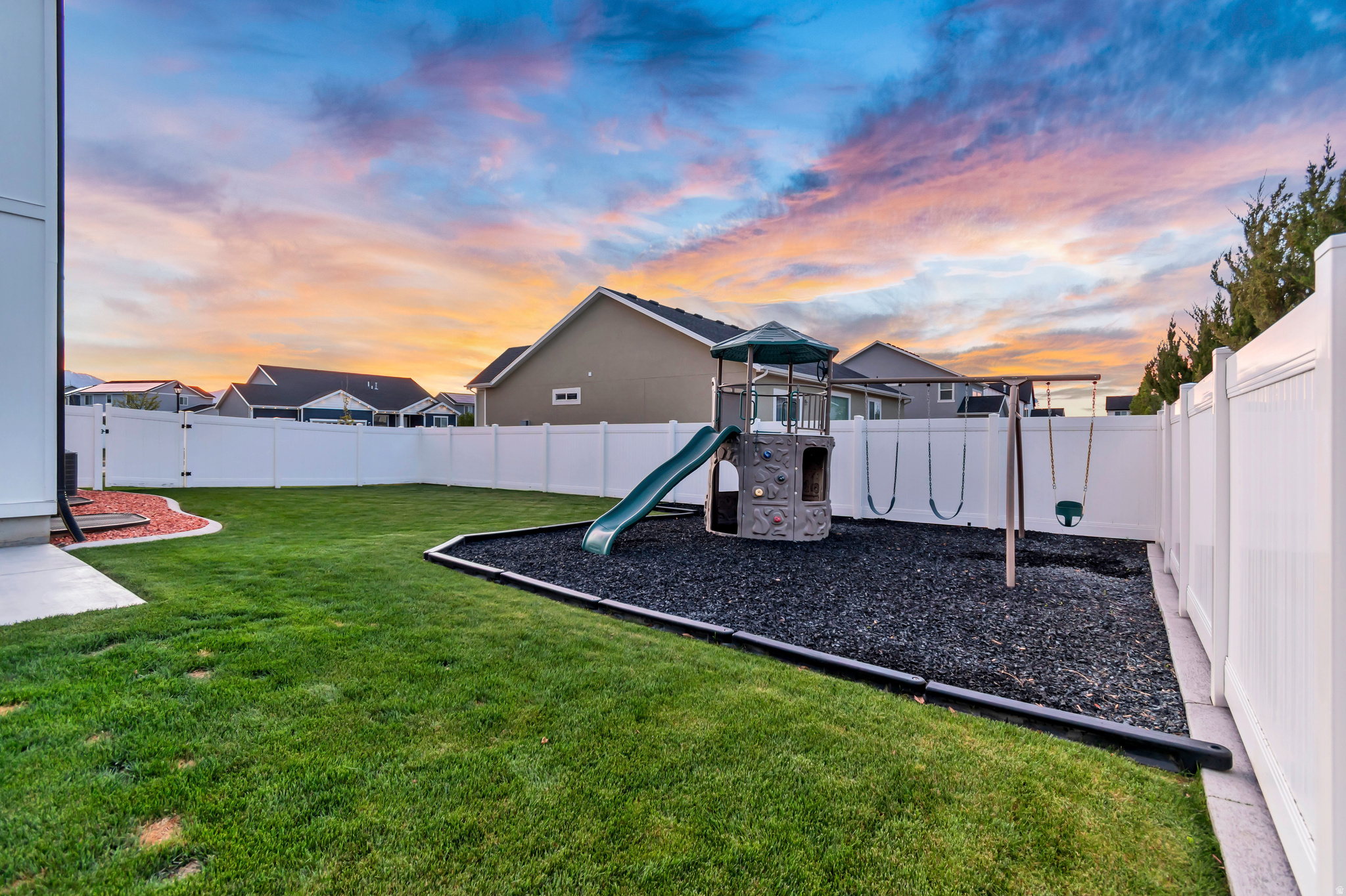 LEGACY FARMS - Residential