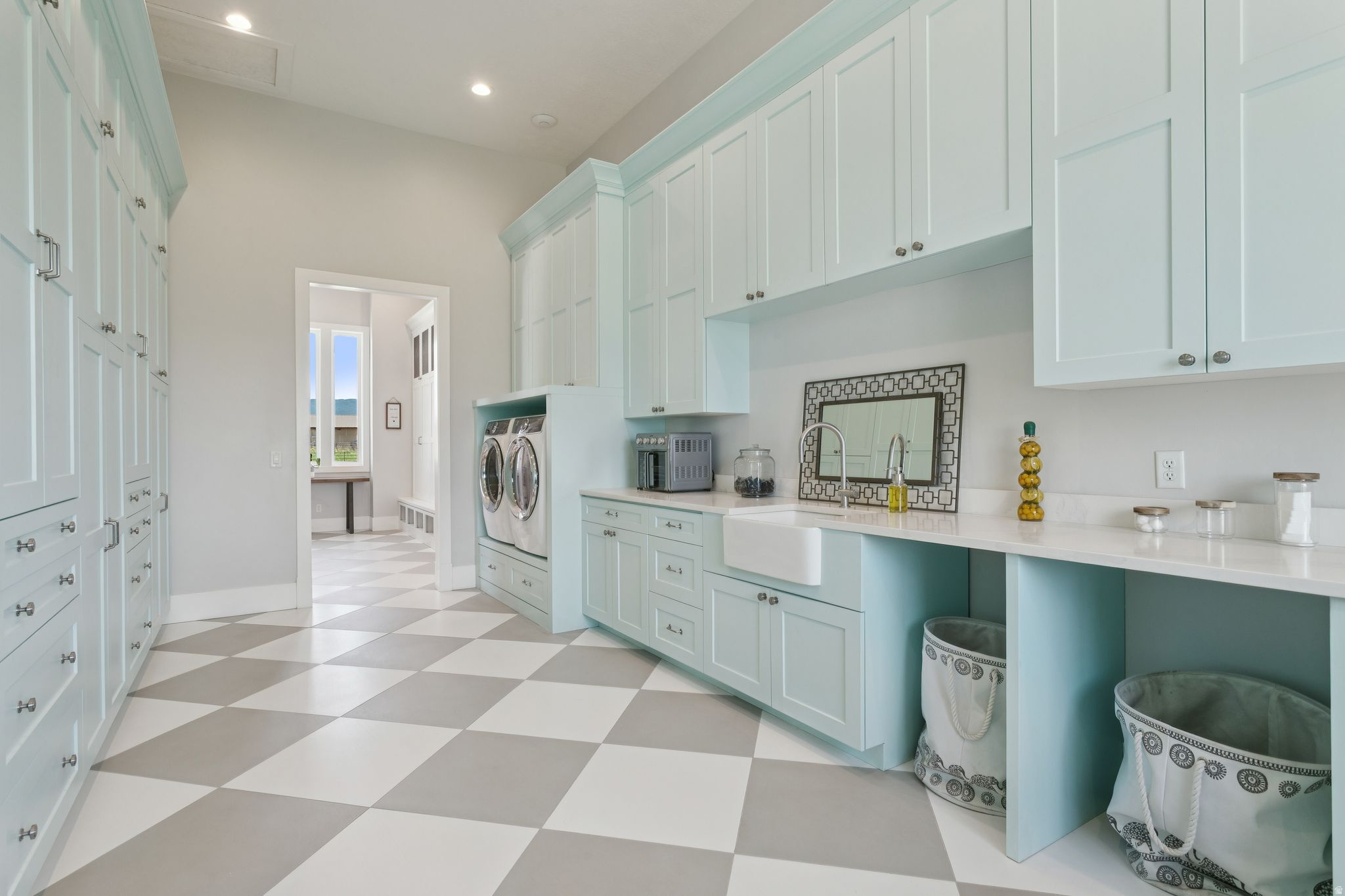 THREE FARMS ESTATES - Residential