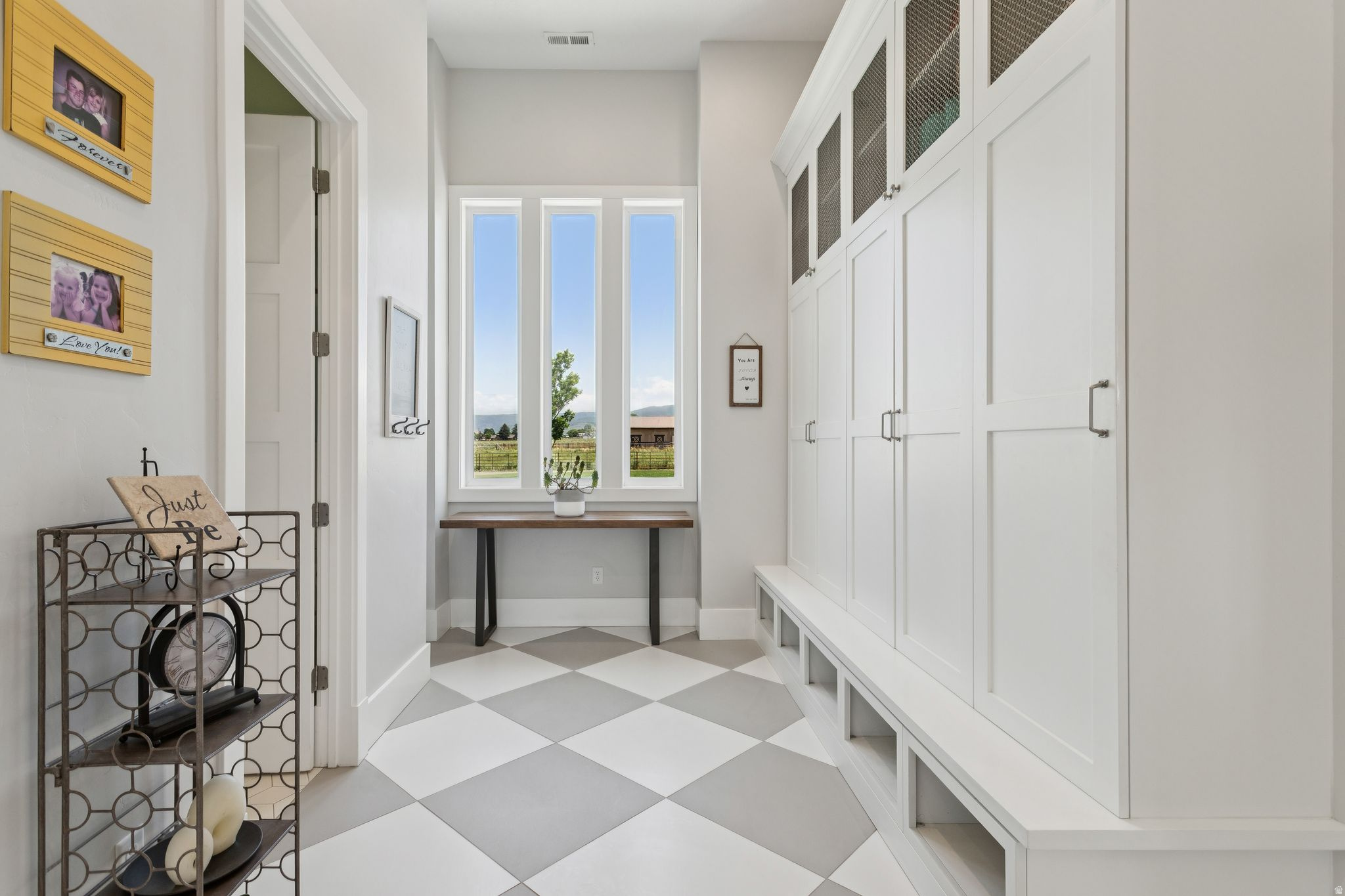 THREE FARMS ESTATES - Residential