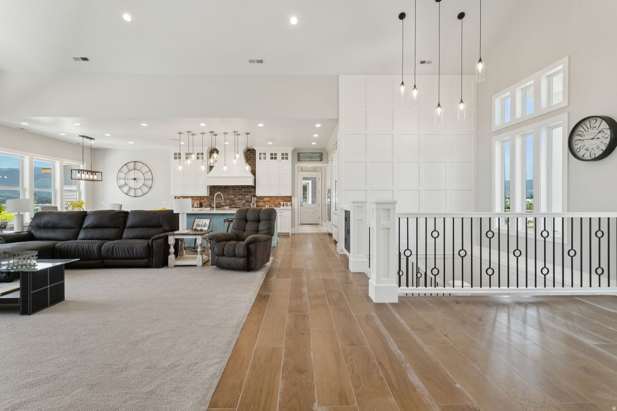 THREE FARMS ESTATES - Residential