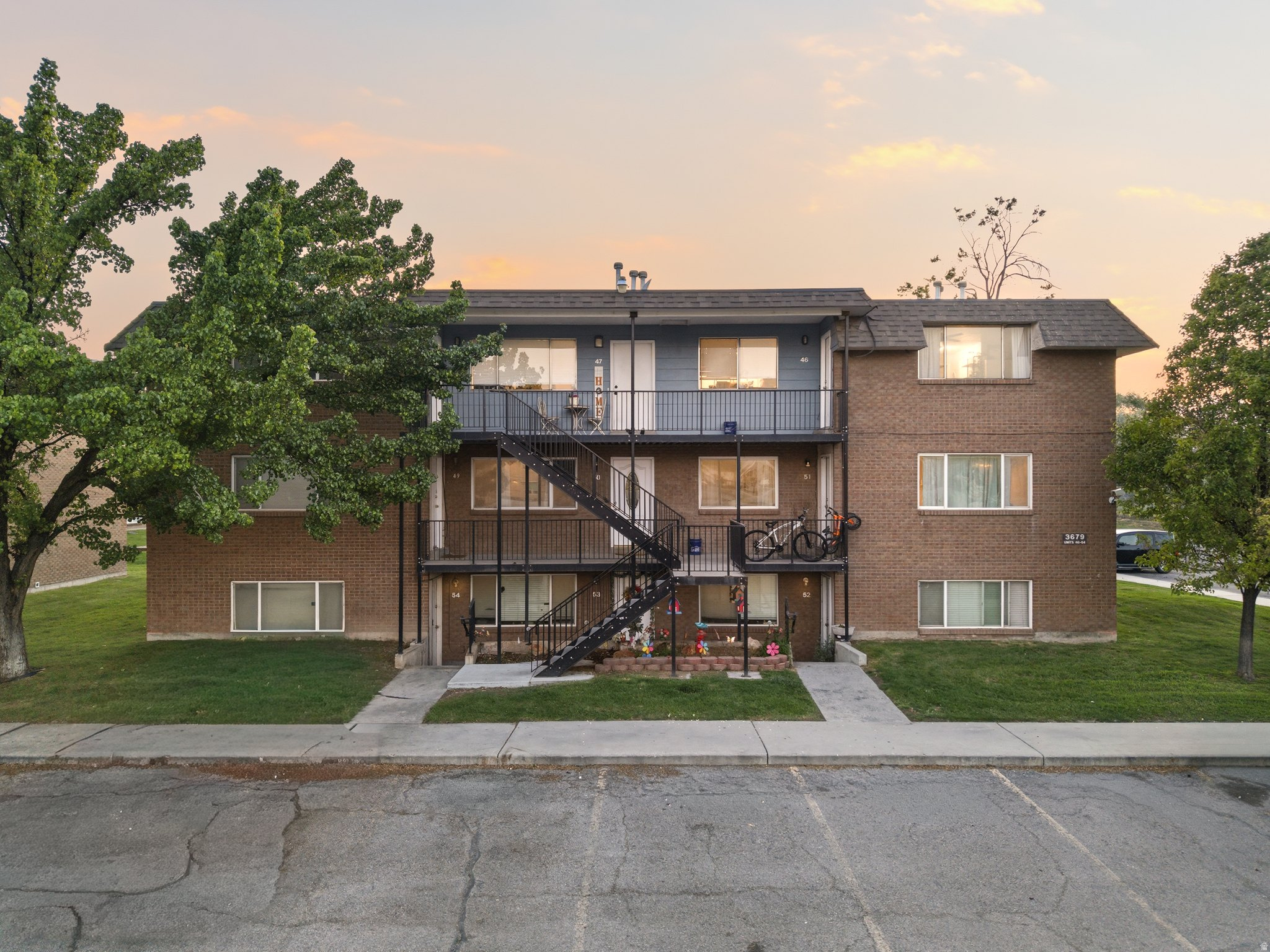 WESTGLEN VILLAGE - Residential