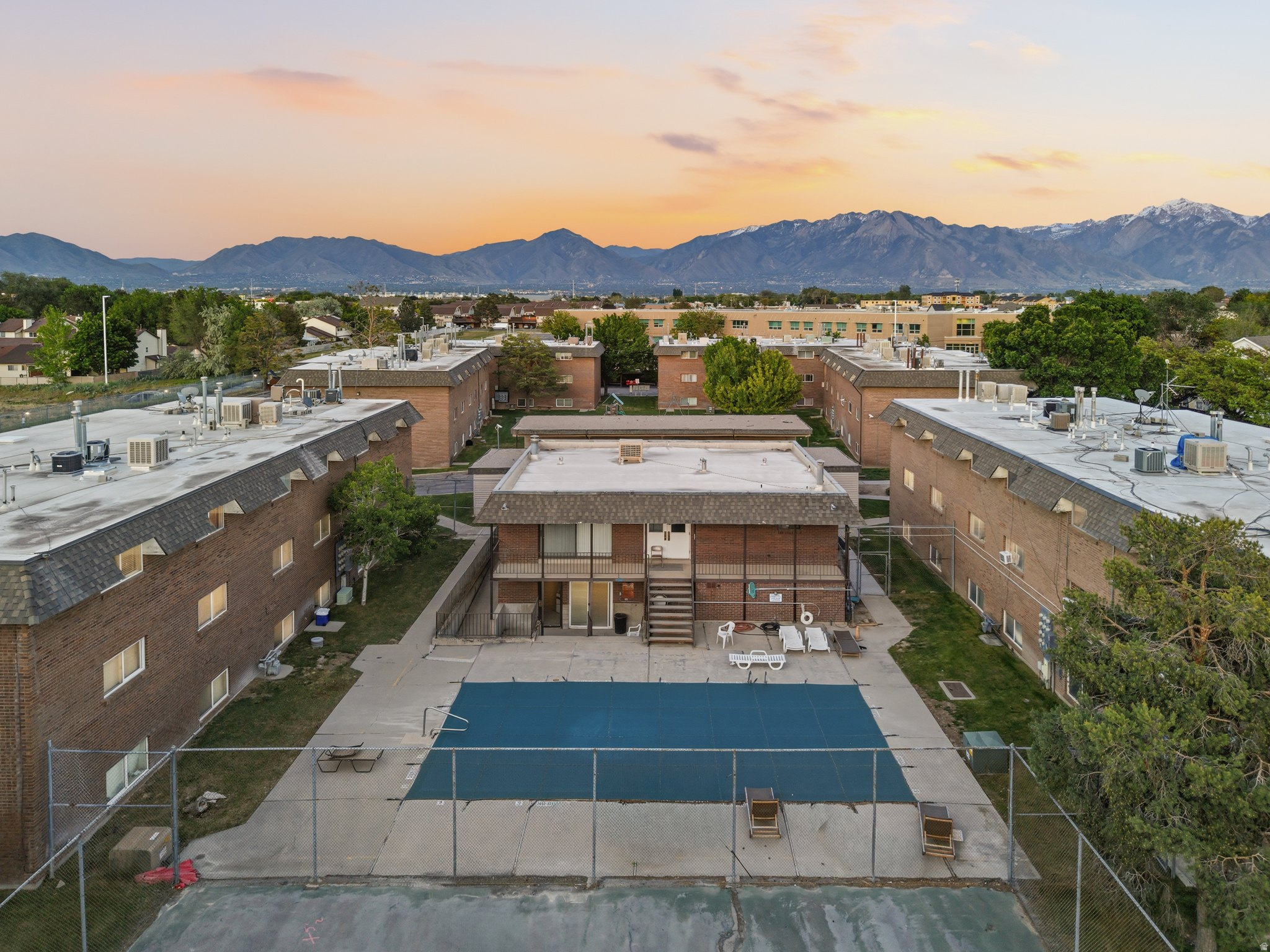 WESTGLEN VILLAGE - Residential