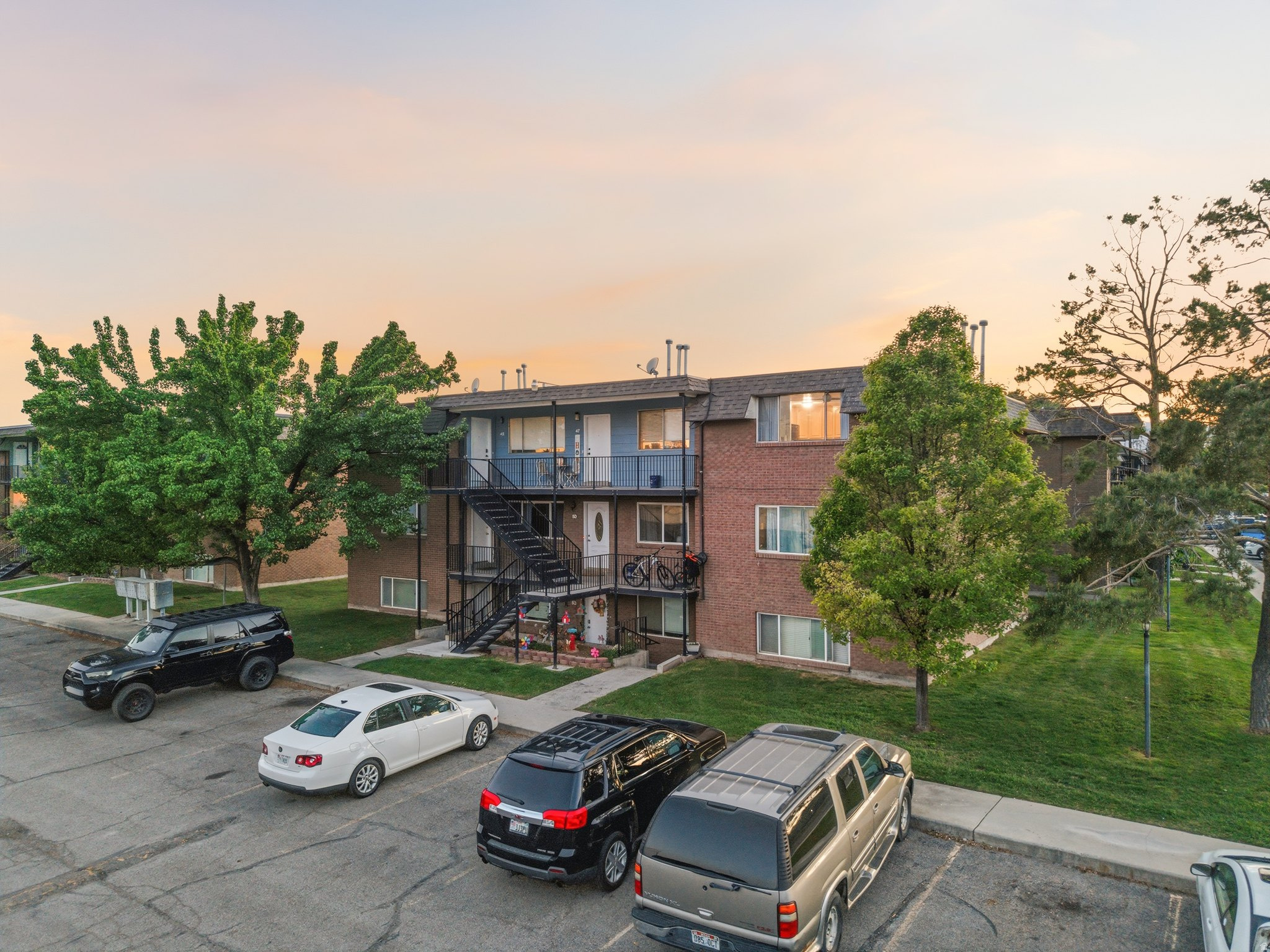 WESTGLEN VILLAGE - Residential