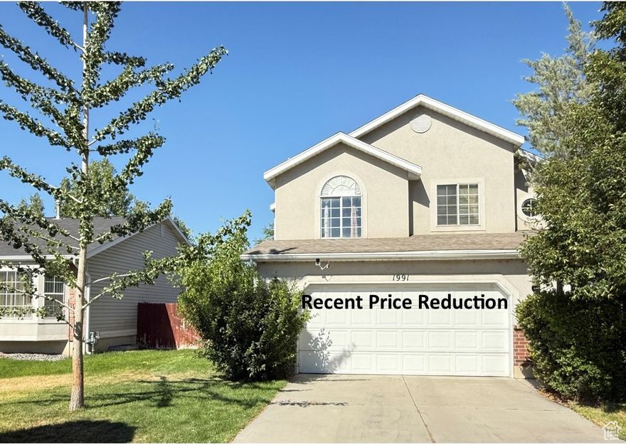 ***MOTIVATED SELLER*** A 1995 Multi-level home at great neighborhood situated on a quiet cul-de-sac. It is close to the elementary school, Provo Canyon, the freeway, and all the shopping and restaurants you could want. It has mountain views, and lake view.  This 4 bed, 3 full bath home is just what you are looking for. This home is highly desirable area of Orem. Whether you're a first-time buyer, growing family, or investor, this property checks all the boxes. There are fruit trees and a vegetable garden. Mature and private yard. Bring your pickiest buyers. New roof and water softener installed a couple of years ago. Square footage figures are provided as a courtesy estimate only. Buyer is advised to obtain an independent measurement and verify all info.