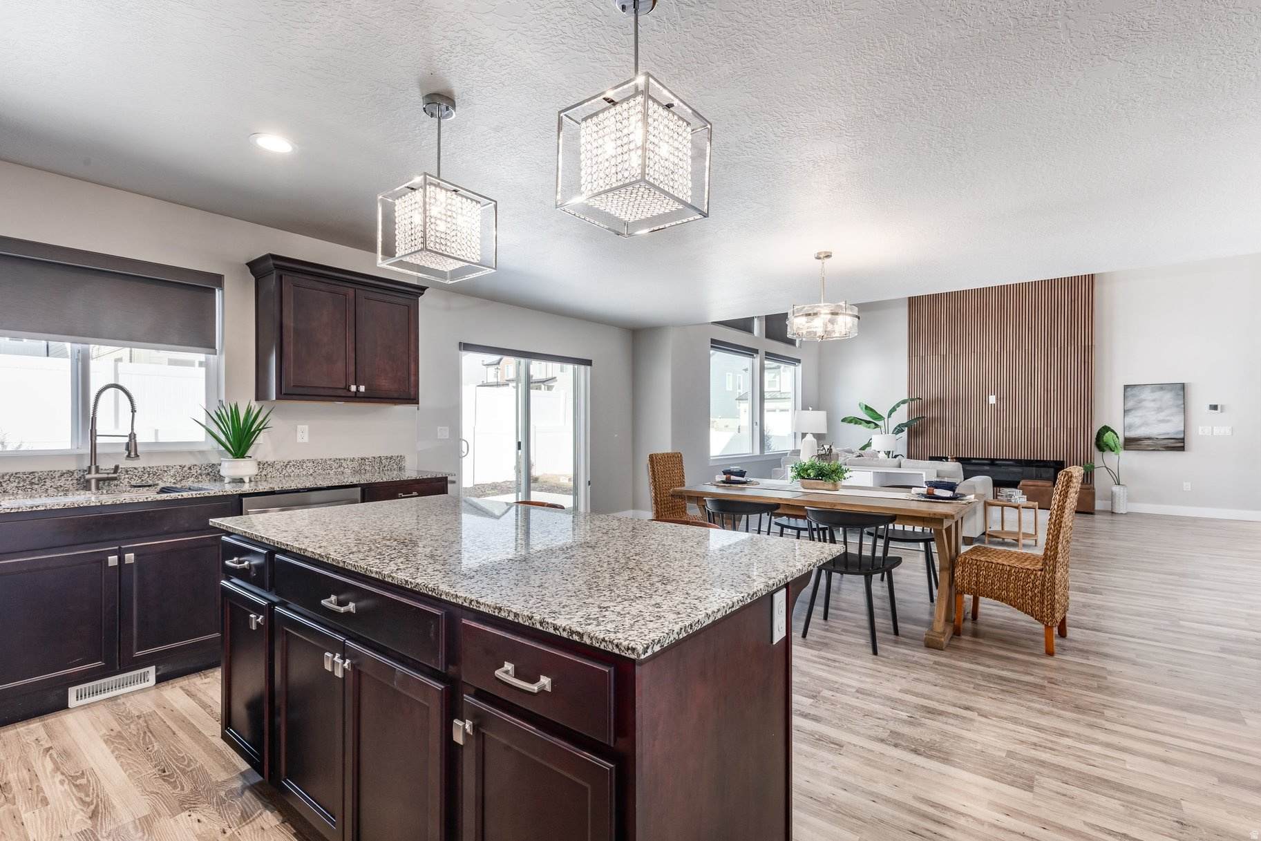 GARDNER - Residential