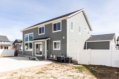 Tiny photo for 1453 N LINEN WAY, Lehi, UT 84048 (MLS # 2140766)