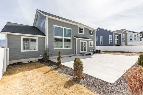 Tiny photo for 1453 N LINEN WAY, Lehi, UT 84048 (MLS # 2140766)