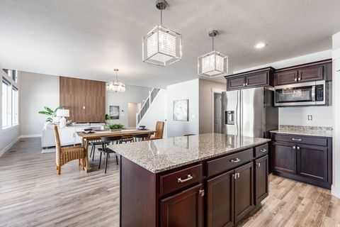 Tiny photo for 1453 N LINEN WAY, Lehi, UT 84048 (MLS # 2140766)