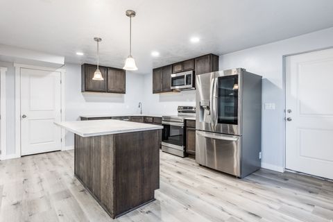 Tiny photo for 1453 N LINEN WAY, Lehi, UT 84048 (MLS # 2140766)