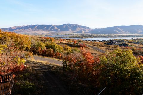 Photo of 5941 E LEGACY MOUNTIAN DR #21, Huntsville, UT 84317 (MLS # 2125977)