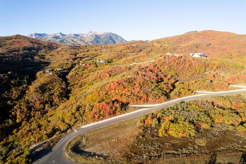 Tiny photo for 5941 E LEGACY MOUNTIAN DR #21, Huntsville, UT 84317 (MLS # 2125977)