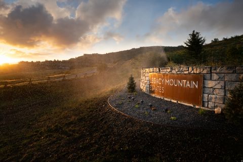 Tiny photo for 5941 E LEGACY MOUNTIAN DR #21, Huntsville, UT 84317 (MLS # 2125977)