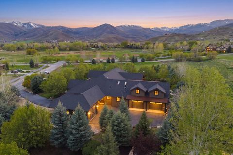 Photo of 257 E DEER RIDGE WAY #9, Midway, UT 84049 (MLS # 2152383)