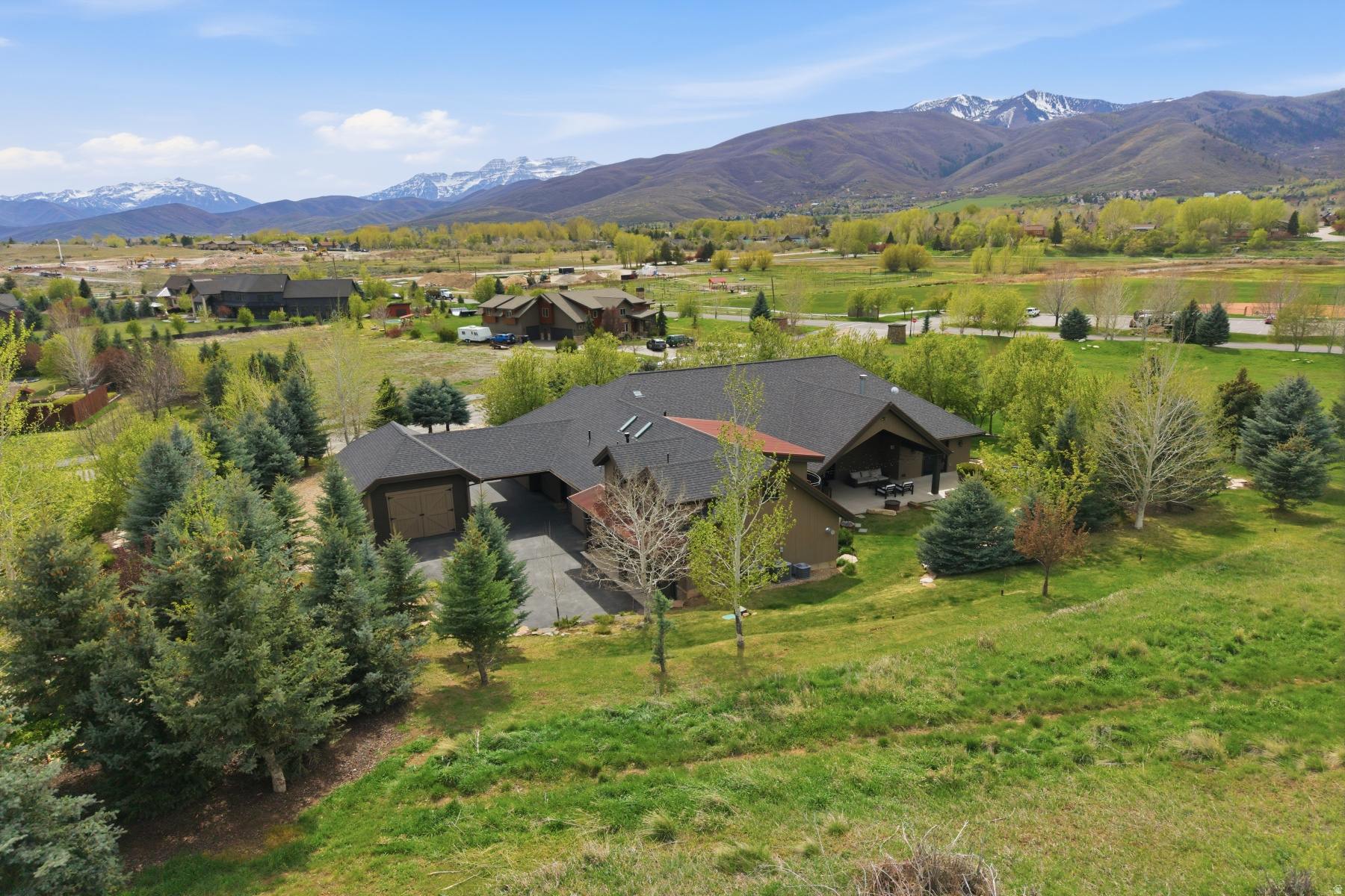 DEER RIDGE ESTATES - Residential