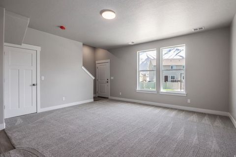 Tiny photo for 1056 S 2740 E, Spanish Fork, UT 84660 (MLS # 2142206)