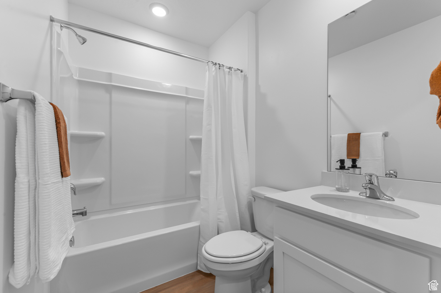 DIXON CREEK - Residential