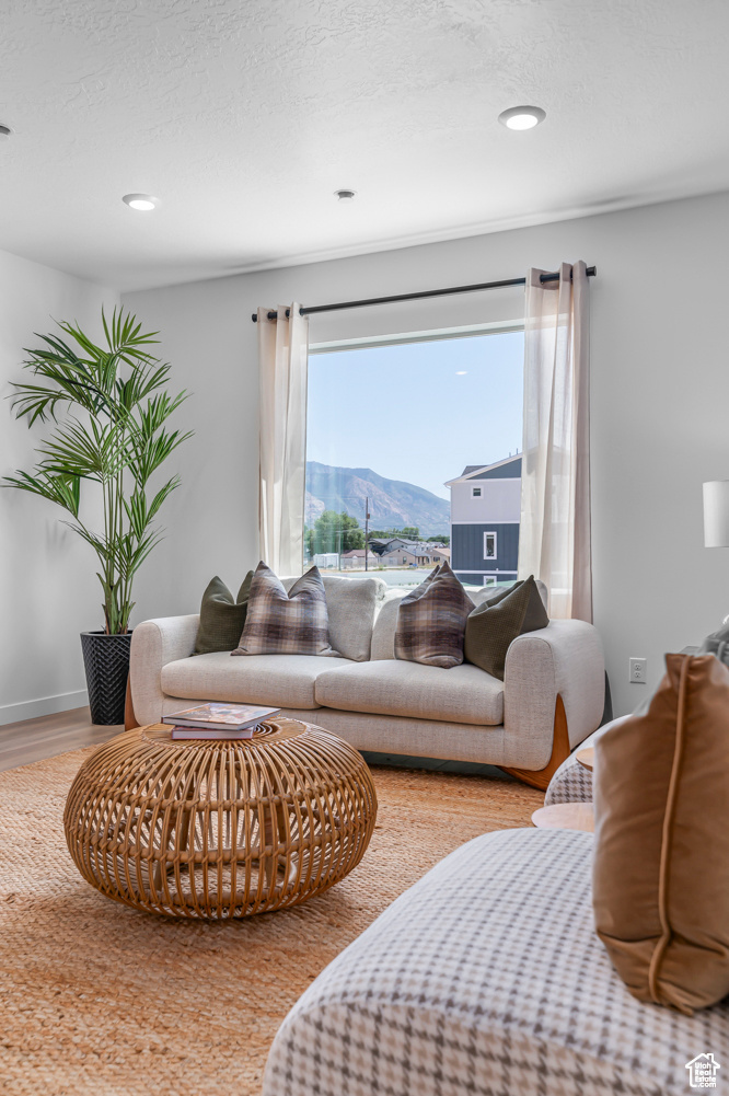 DIXON CREEK - Residential