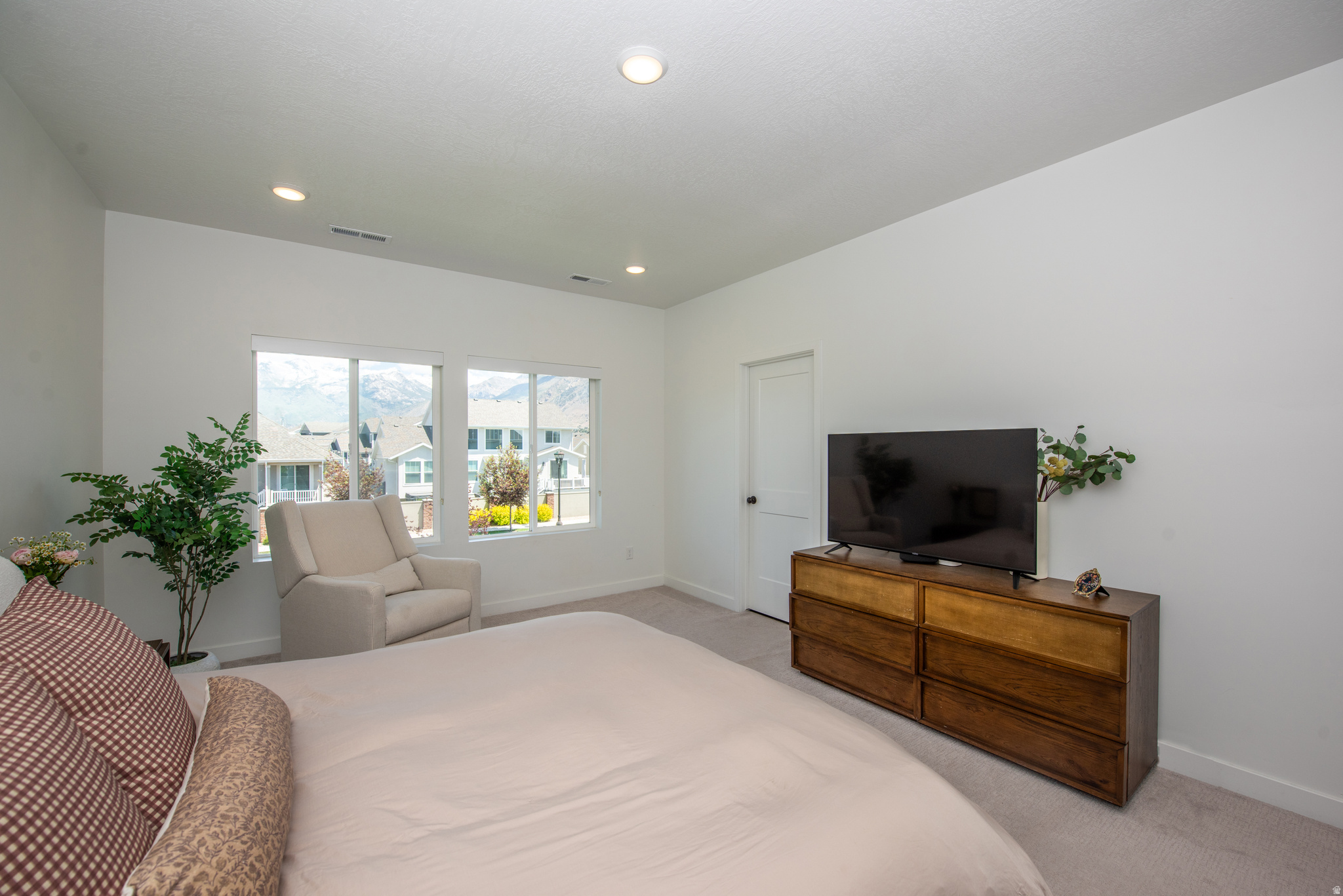 RIDGEVIEW - Residential