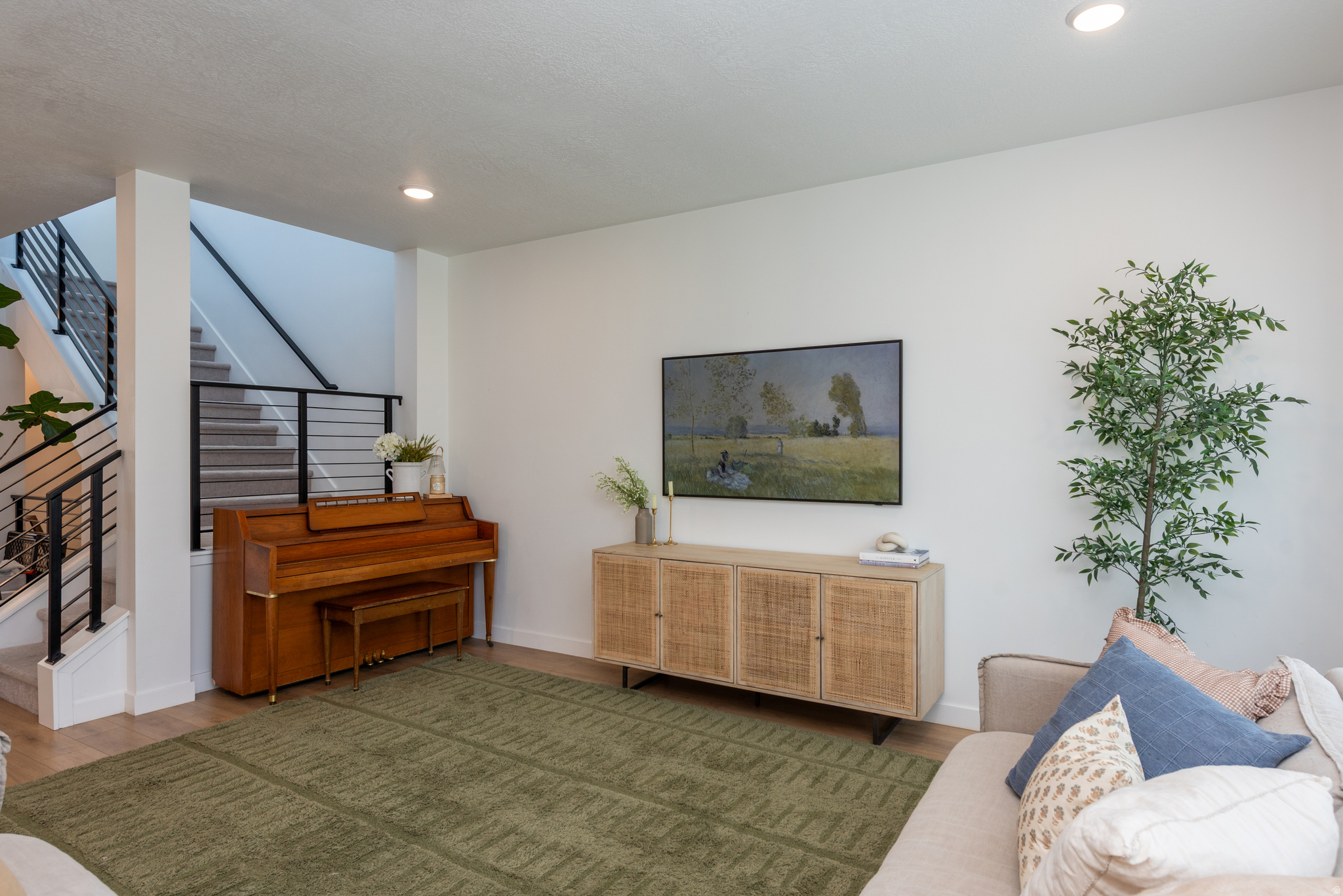 RIDGEVIEW - Residential