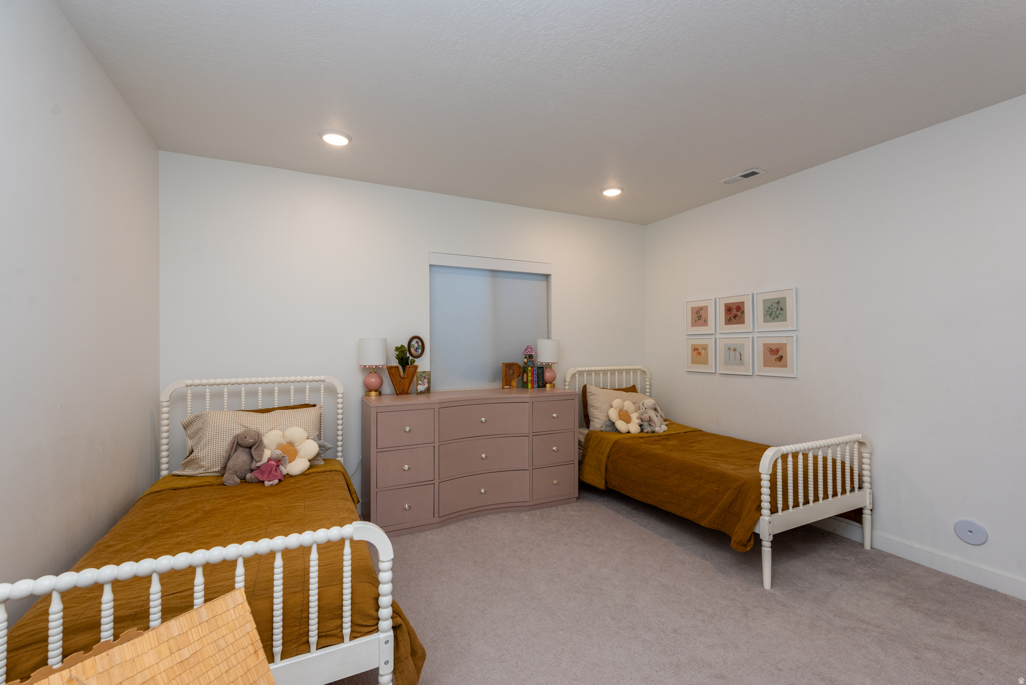 RIDGEVIEW - Residential