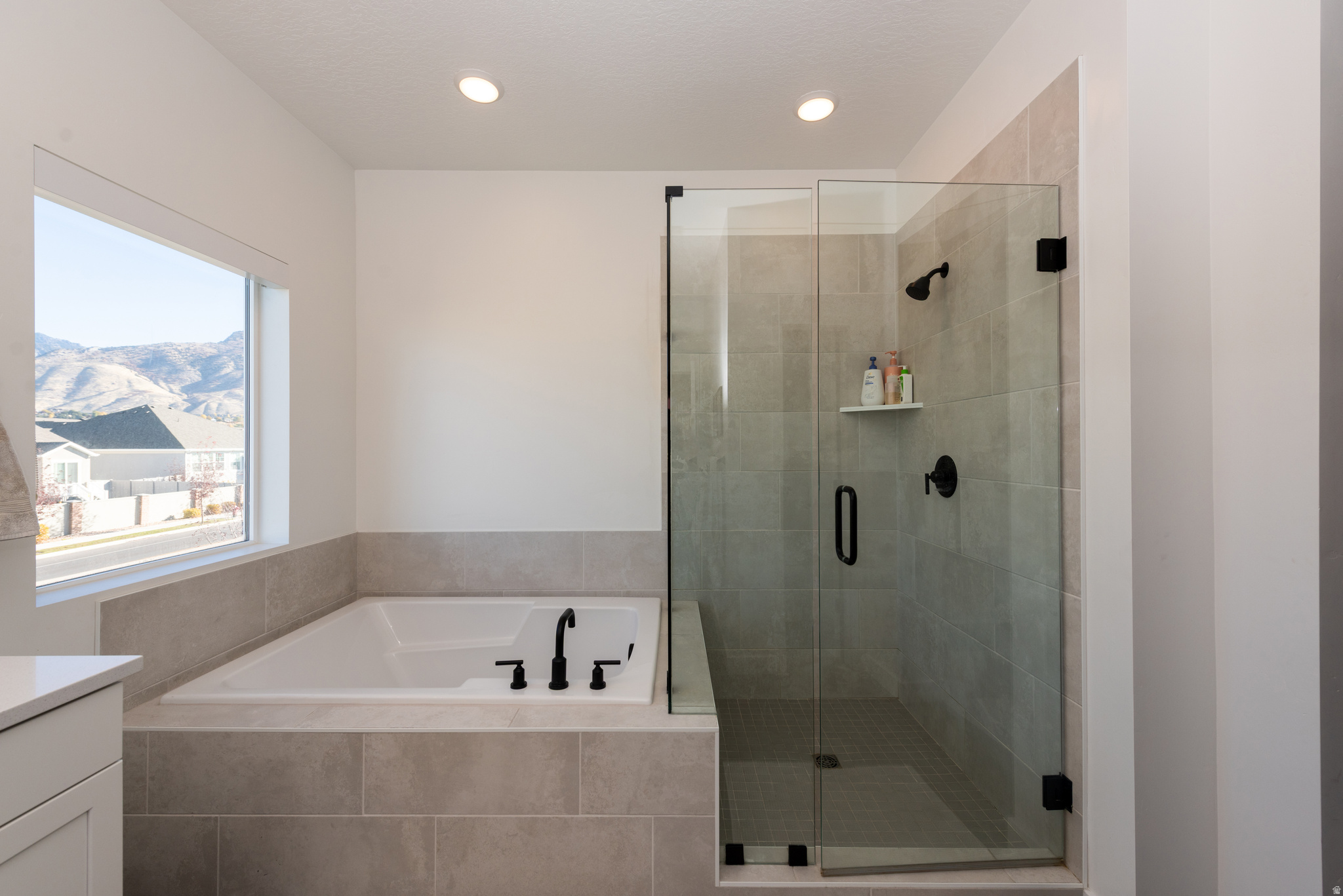 RIDGEVIEW - Residential