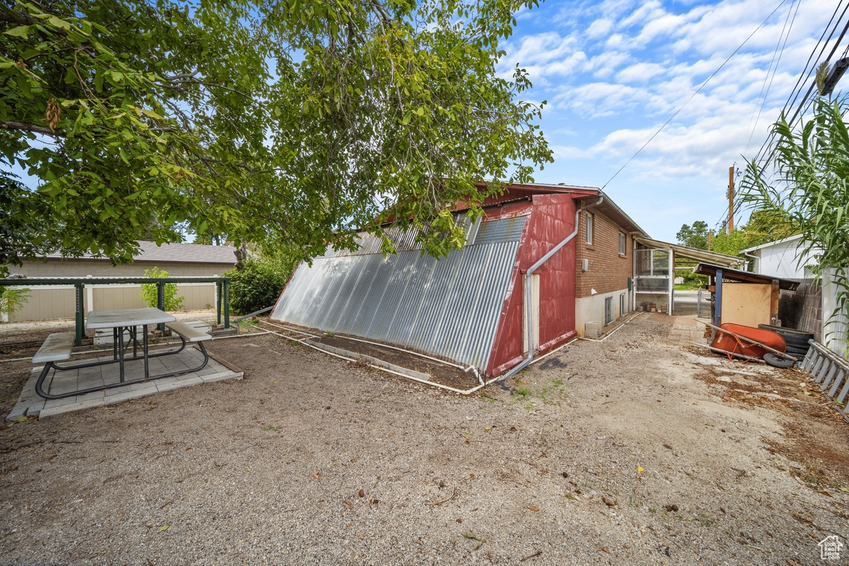 LOT 1 MATTHEW SUB 8304-1147 - Residential