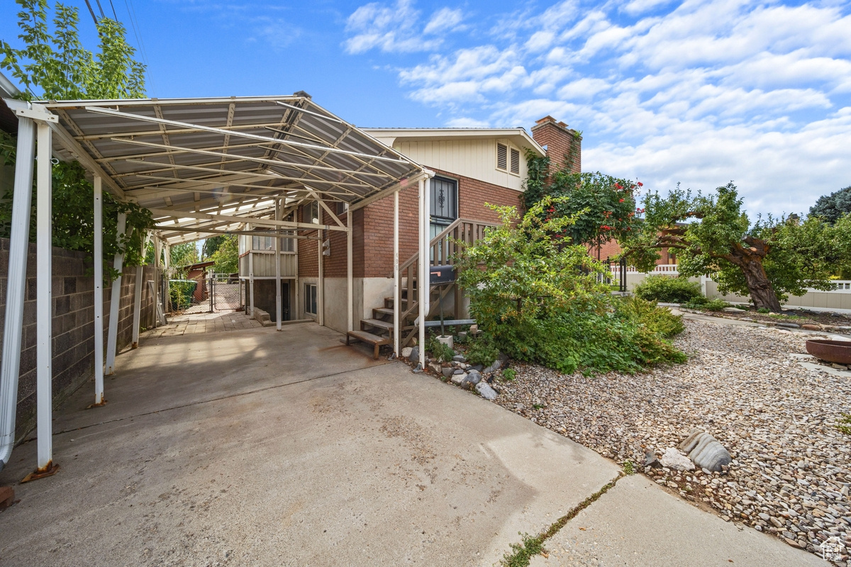 LOT 1 MATTHEW SUB 8304-1147 - Residential
