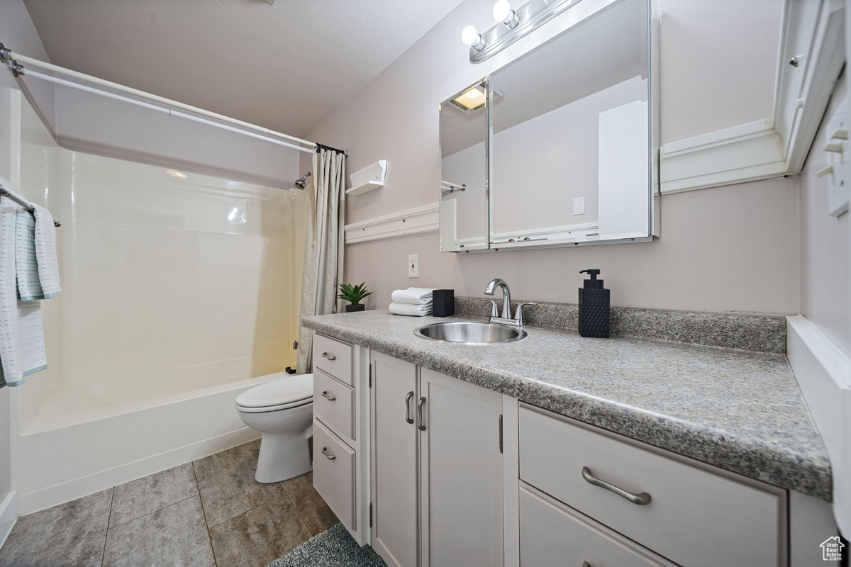 LOT 1 MATTHEW SUB 8304-1147 - Residential
