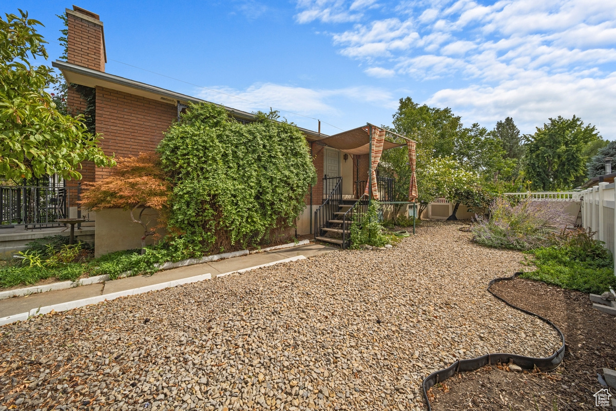 LOT 1 MATTHEW SUB 8304-1147 - Residential