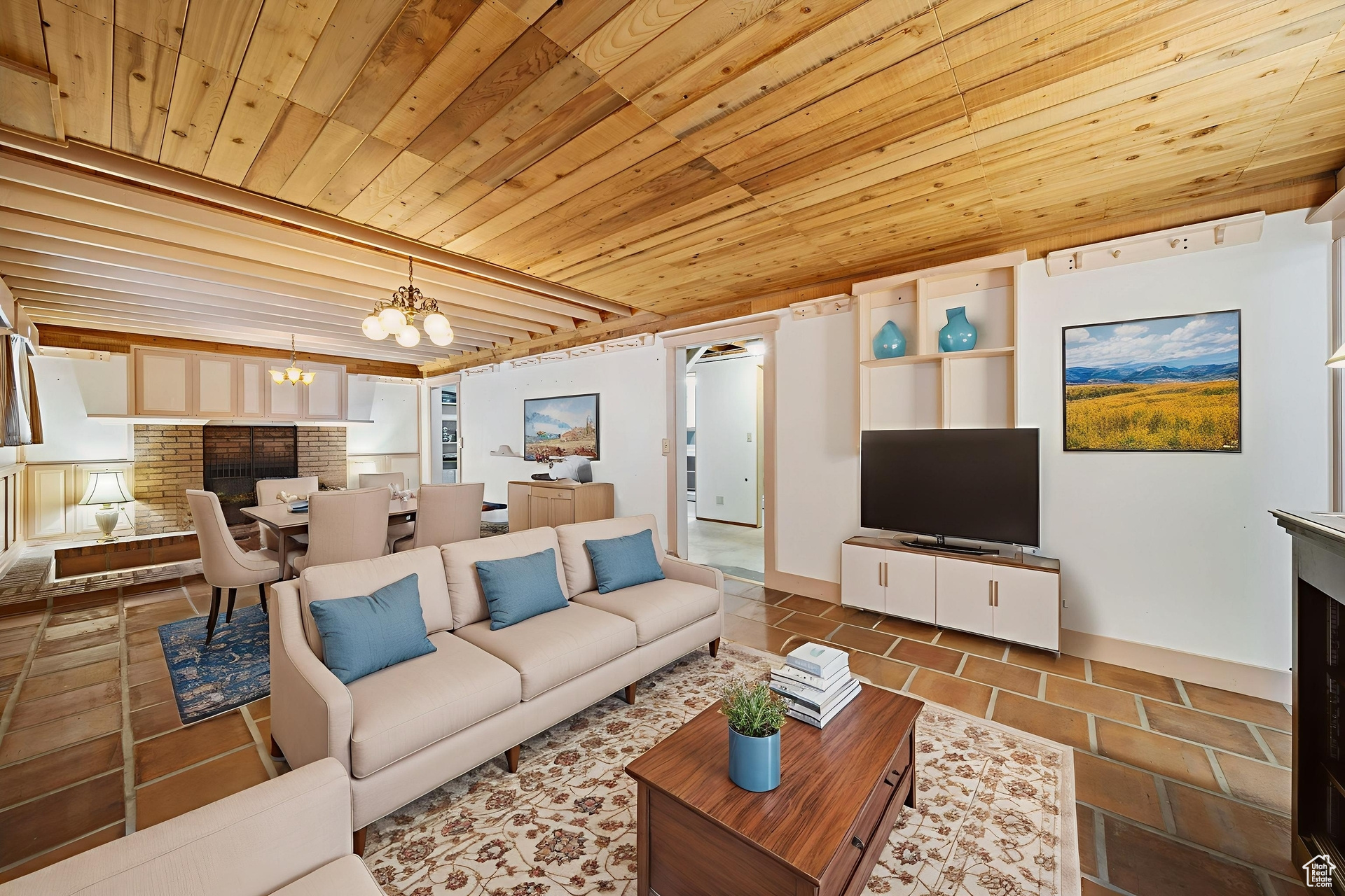 LOT 1 MATTHEW SUB 8304-1147 - Residential