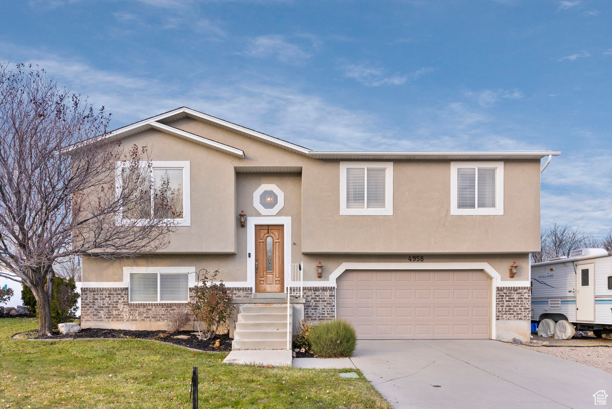 4958 W Van Cott Peak Dr, Riverton, Utah image 1