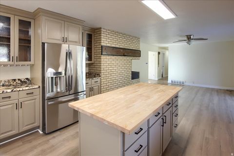 Tiny photo for 458 W 4125 N, Pleasant View, UT 84414 (MLS # 2131785)