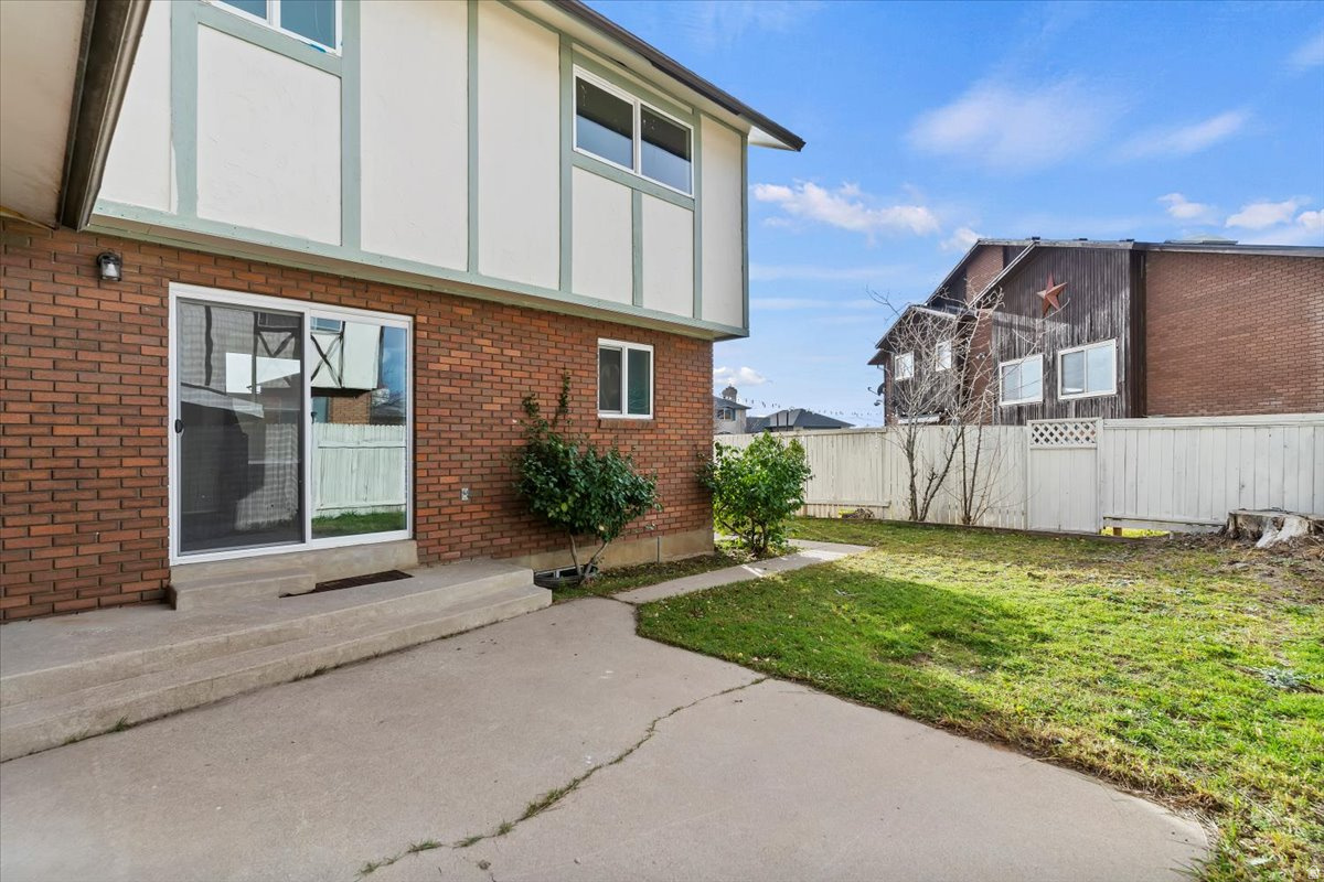 ROSEWOOD - Residential Income