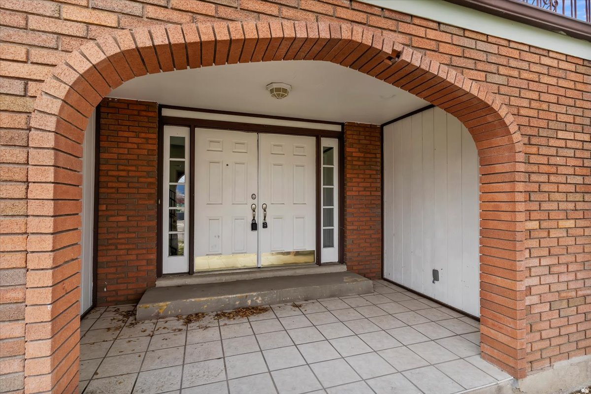 ROSEWOOD - Residential Income