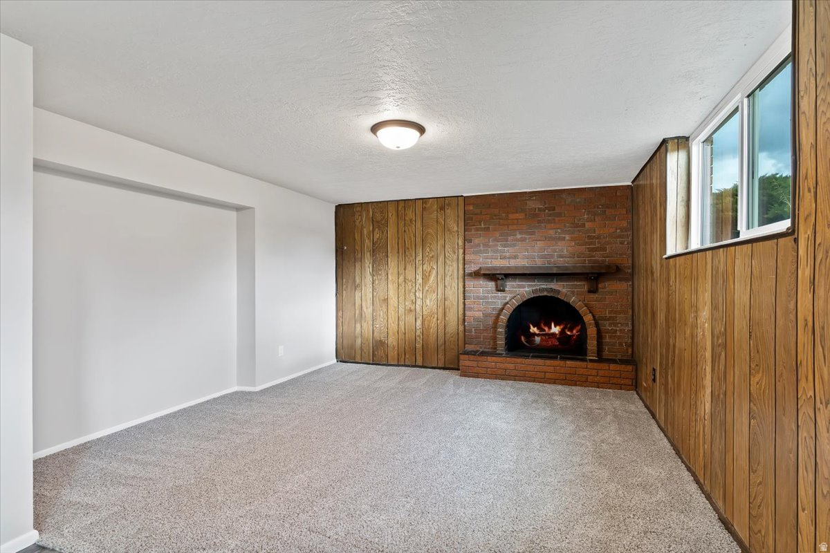 ROSEWOOD - Residential Income