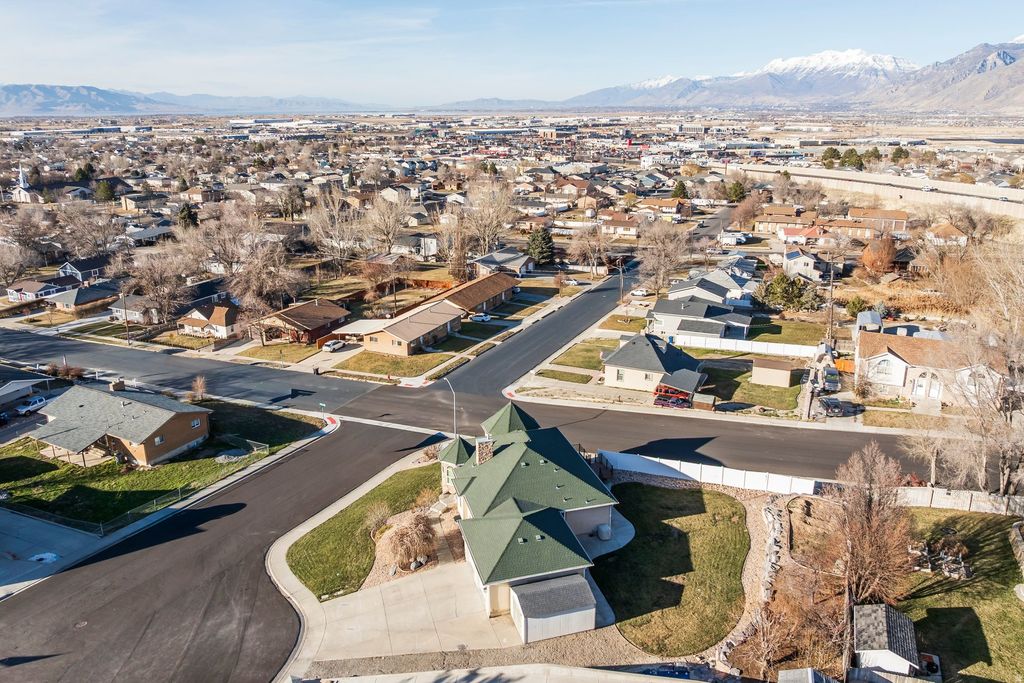 Photo of 284 N 1000 E, Spanish Fork, UT 84660 (MLS # 2133224)