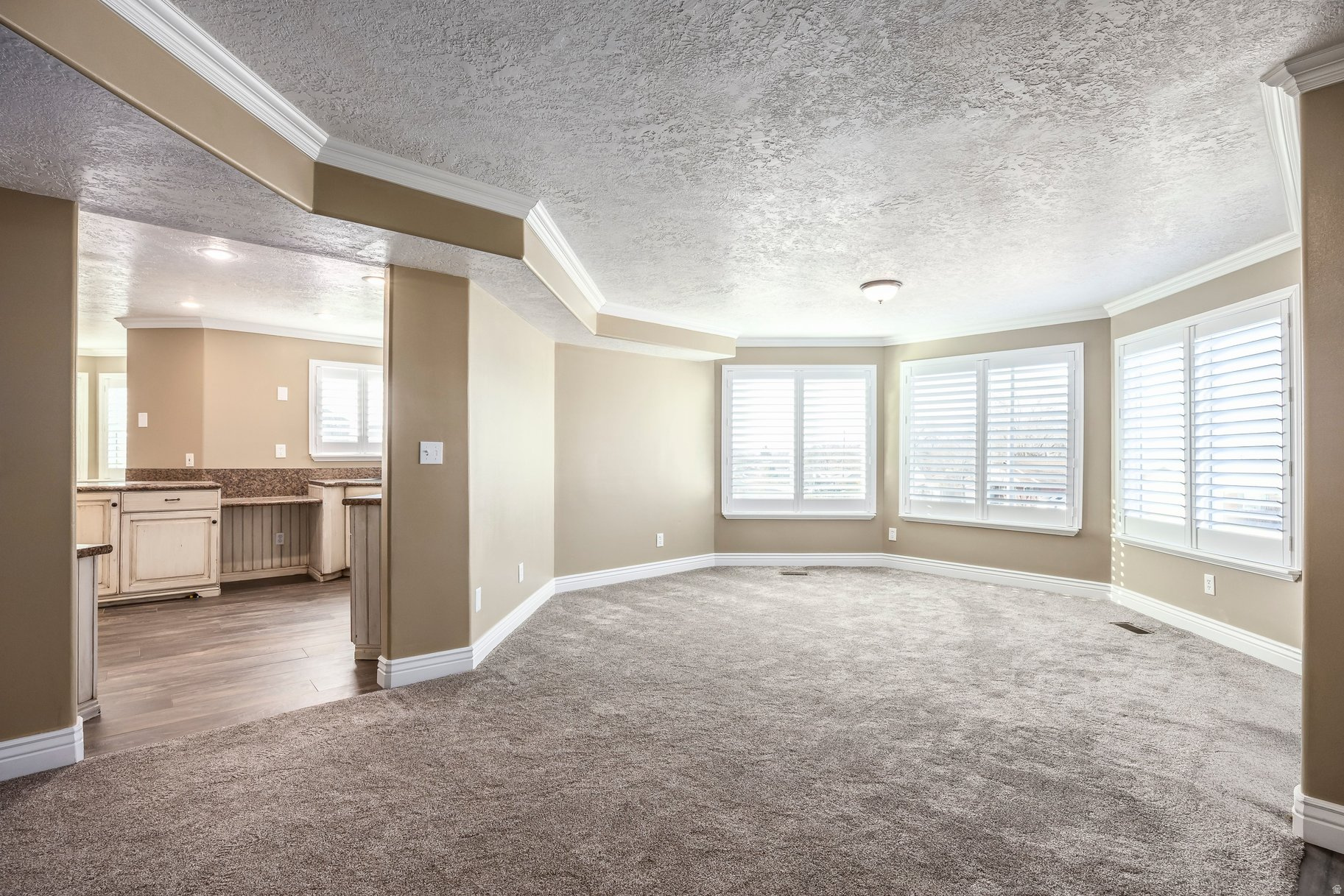 HIGHLAND ESTATES - Residential