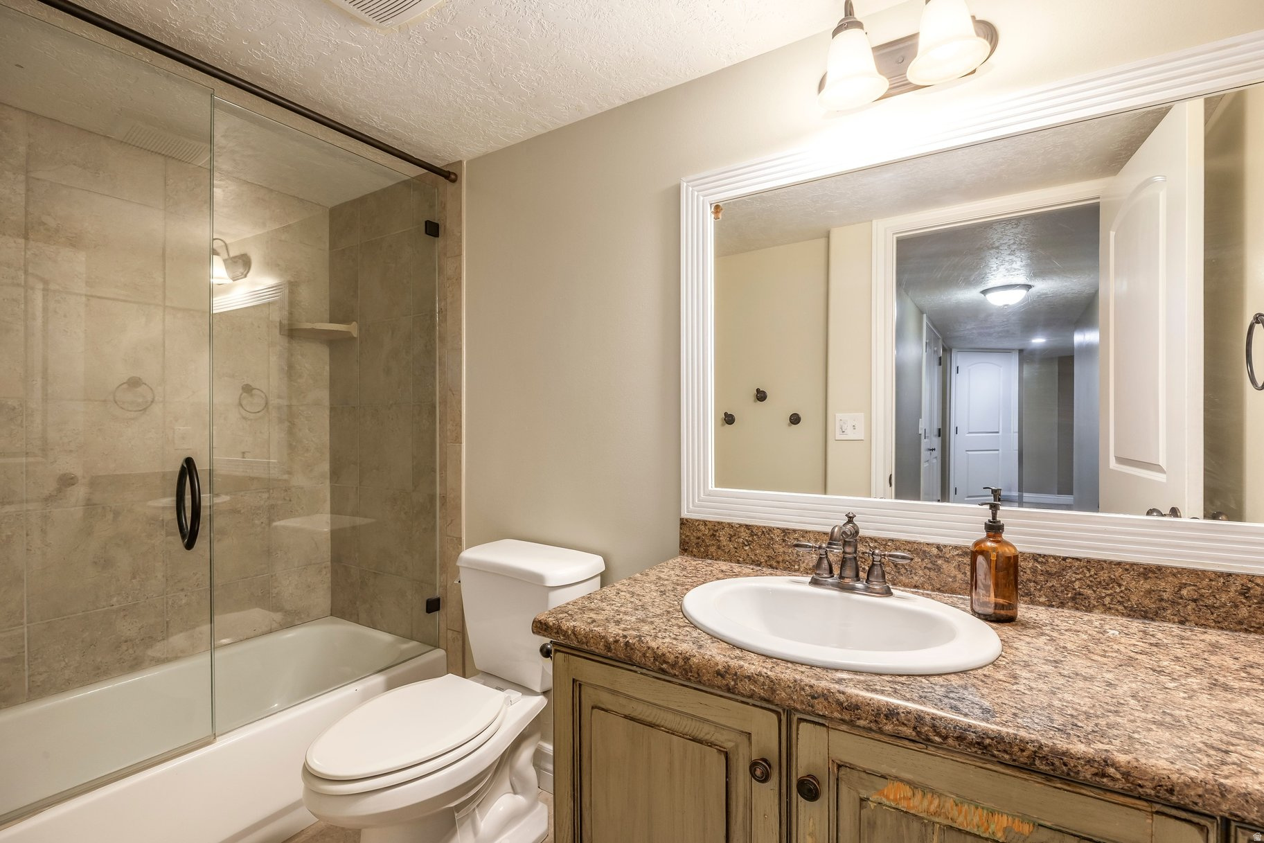 HIGHLAND ESTATES - Residential