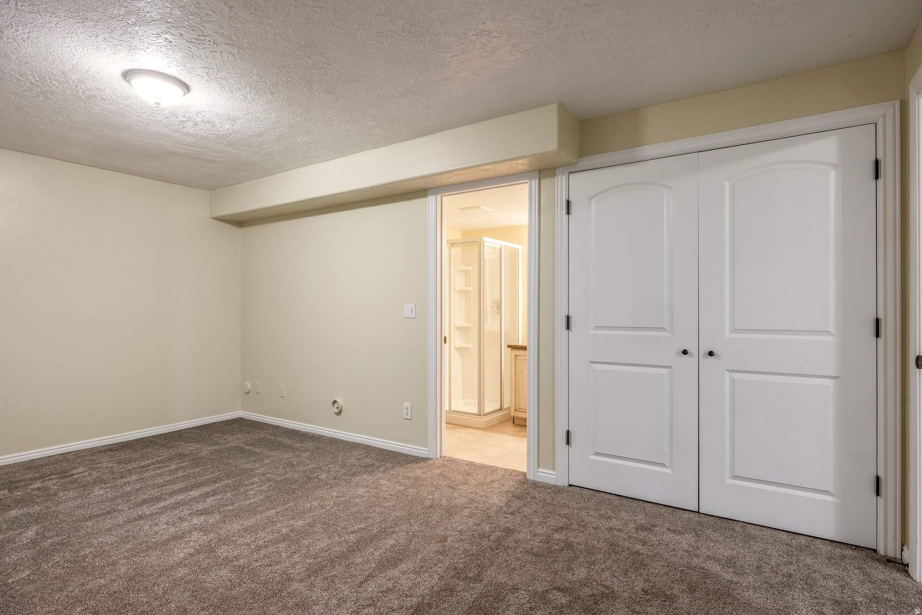 HIGHLAND ESTATES - Residential