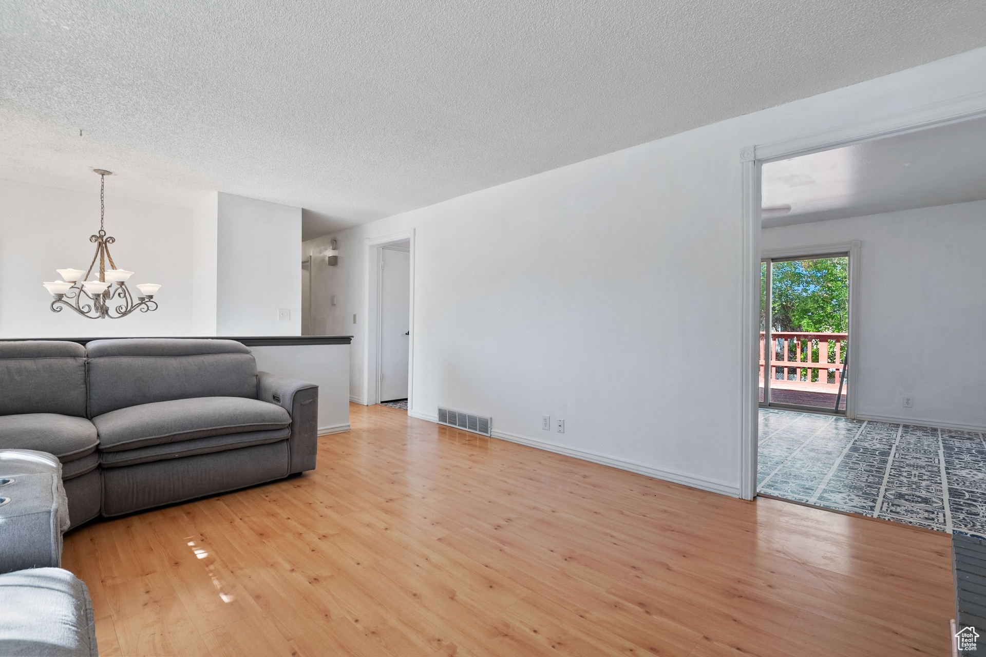 3724 S Oxford Way, West Valley City, Utah image 3