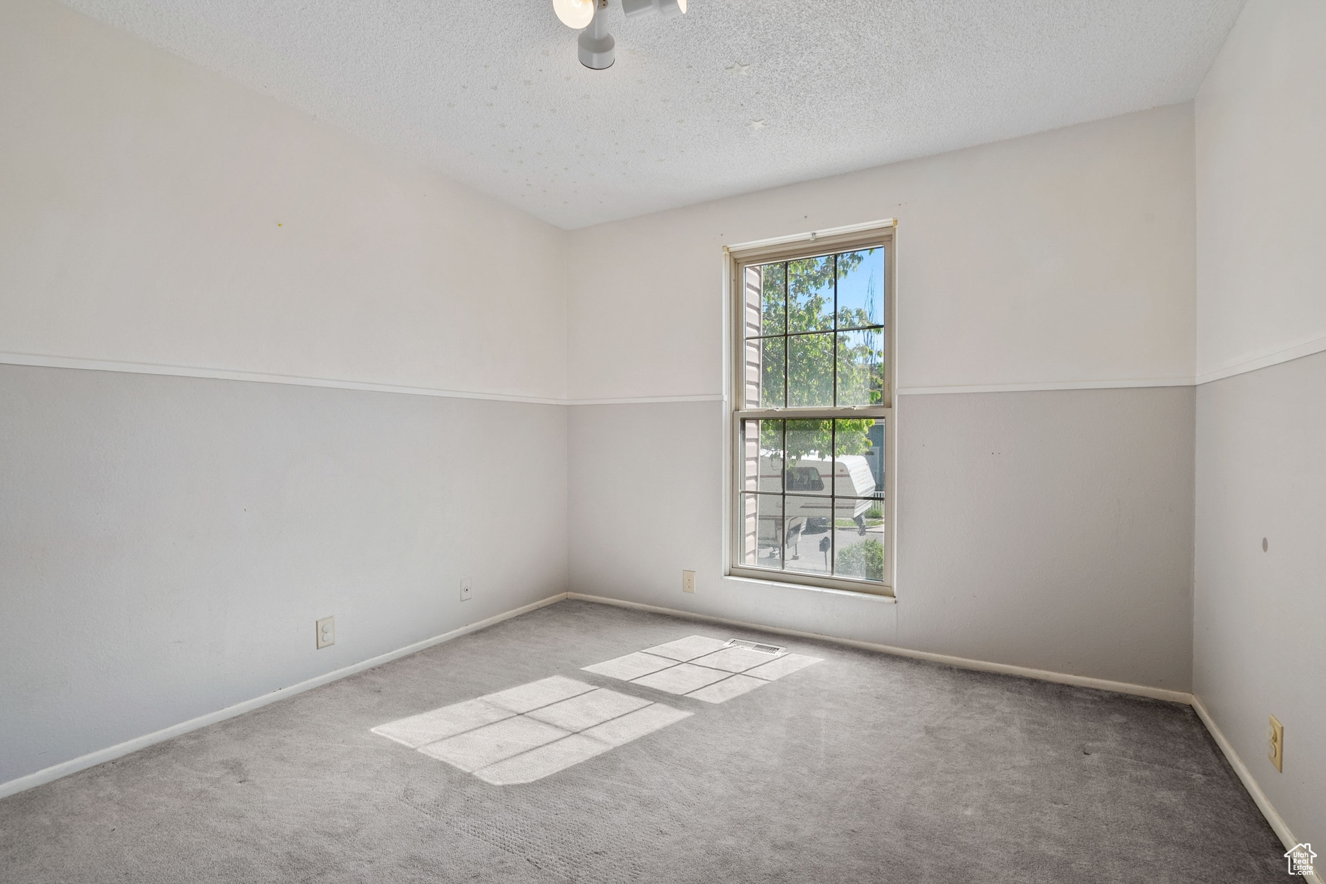3724 S Oxford Way, West Valley City, Utah image 10