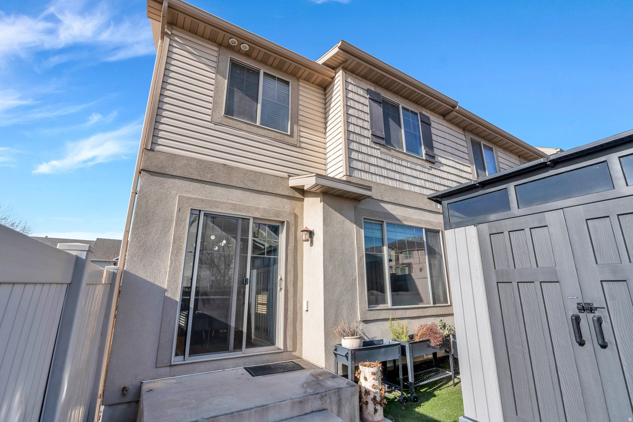 INDEPENDENCE AVENUE PUD - Residential