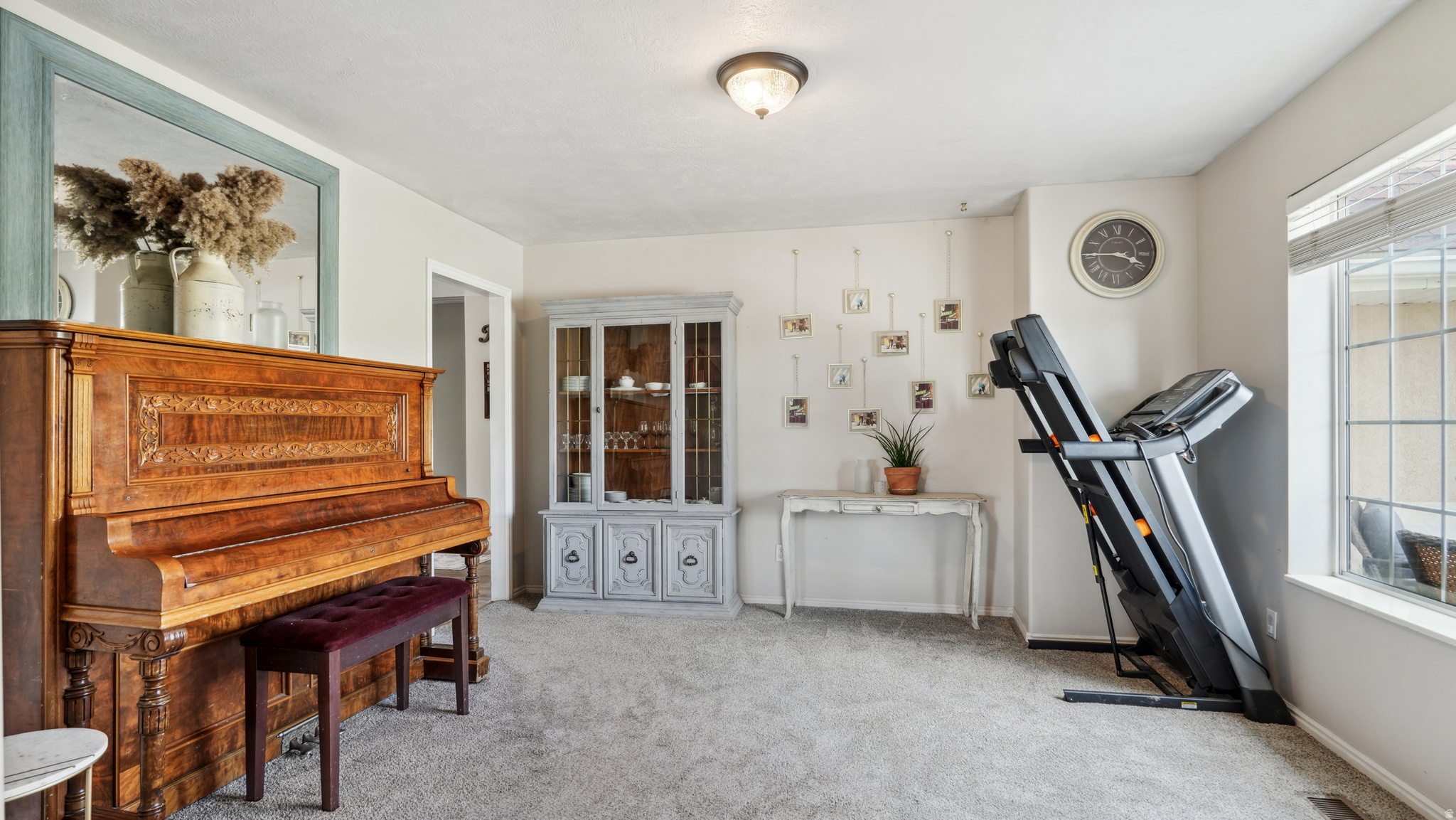 MASCARO ESTATES - Residential