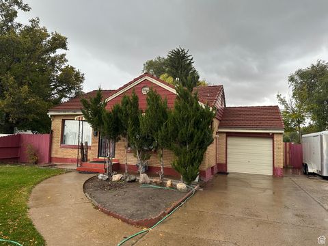 Tiny photo for 1425 E 700 N, Logan, UT 84321 (MLS # 2117791)